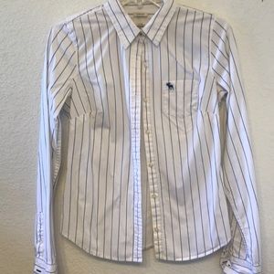 Button down blue pinstriped Abercrombie shirt
